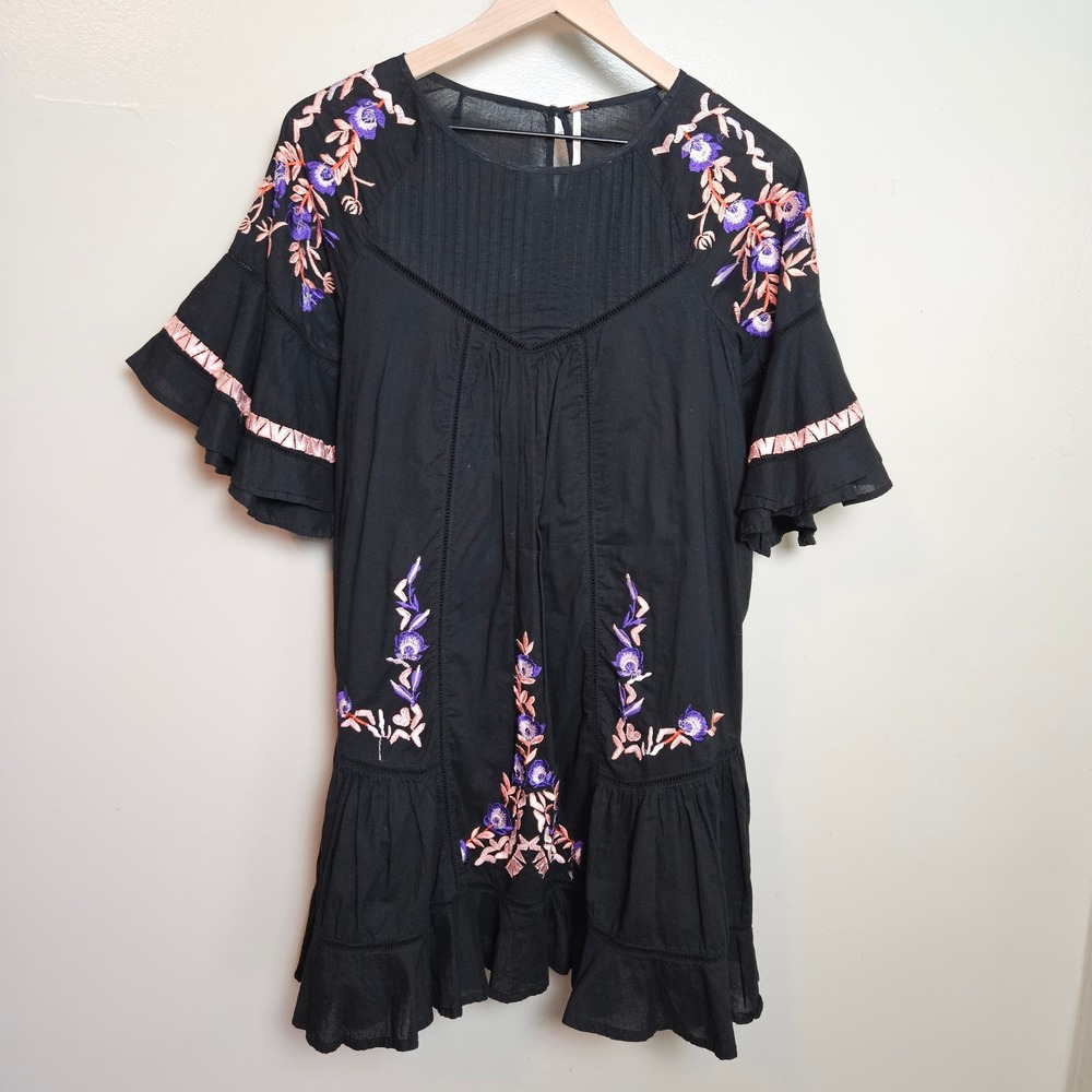 Free People Pavlo Embroidered Babydoll Mini Dress Tunic Sz S Black Ruffle - Picture 3 of 13